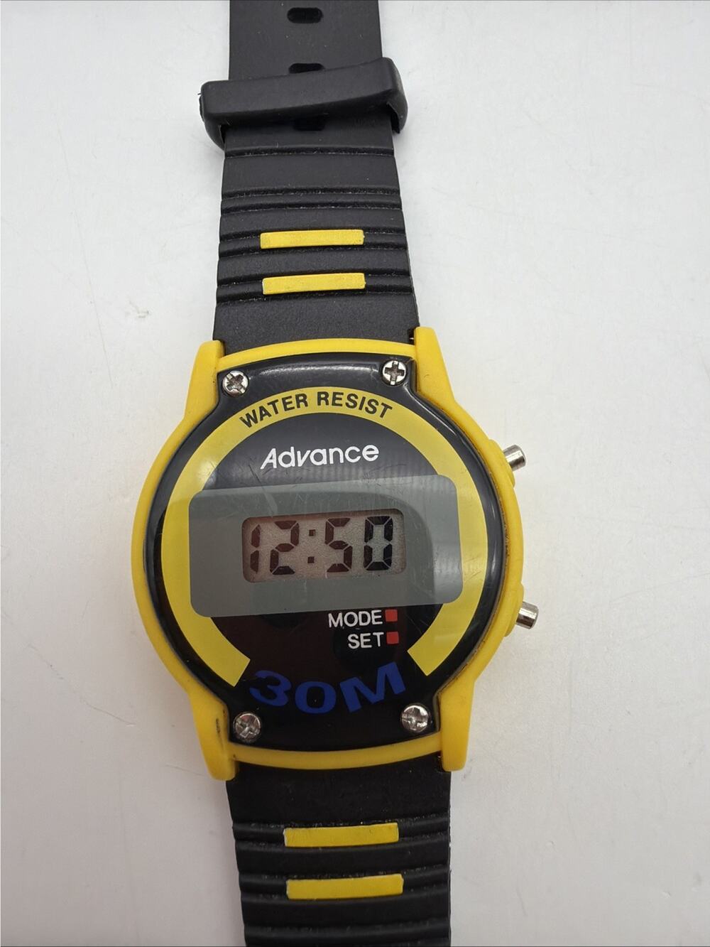 VTG Advance Quartz Watch Men 30m Black Yellow Plastic LCD Digital Date Rare